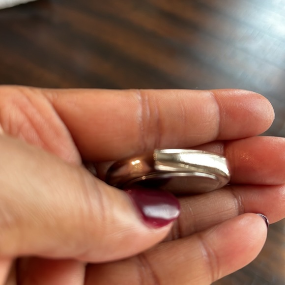 Guess Heart Shaped Charm/Pendant Watch - Picture 8 of 9